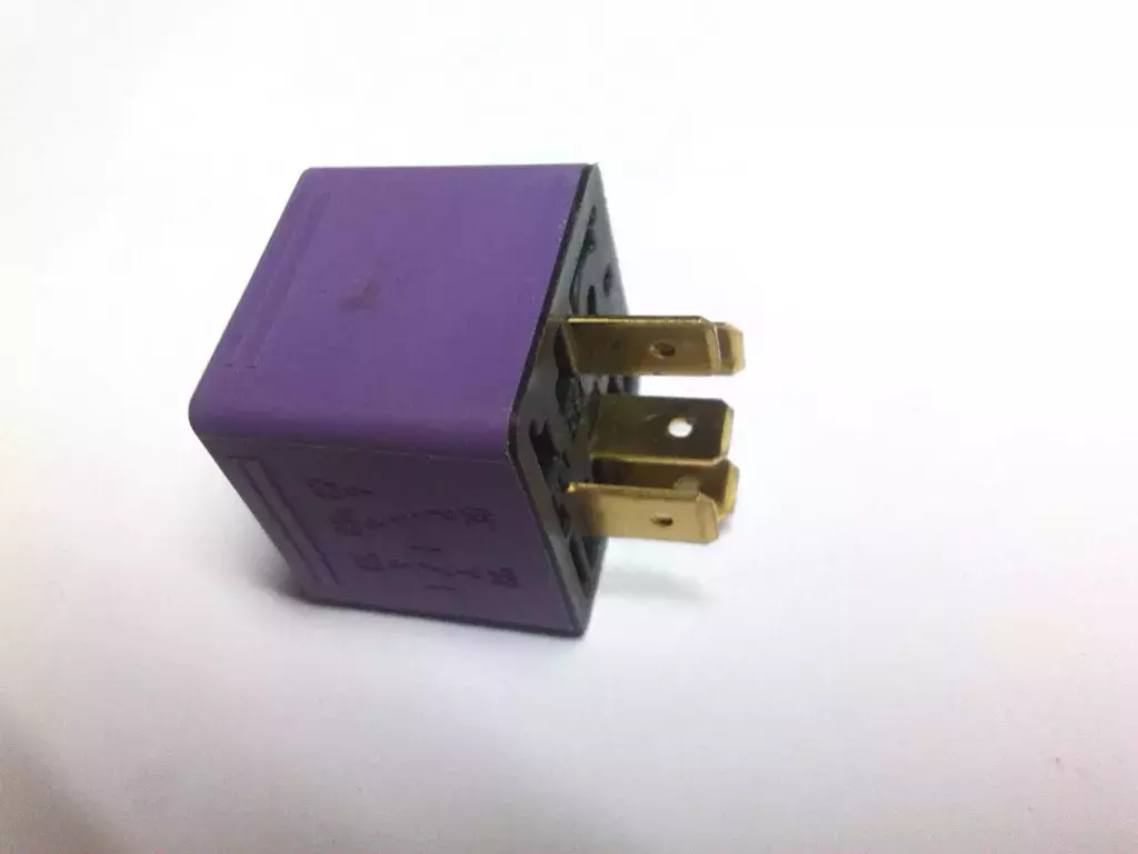 Реле (12V 20/30A) {Bosch 0 332 209 151} 3731-00266 {Yutong ZK6119HA, 6129H}