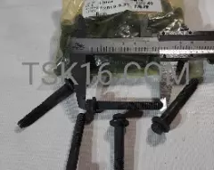 Болт М8*1,25 (L=55mm) крепления коромысла 3990127 - 4/6ISBe, ISFe3.8 (Ориг)