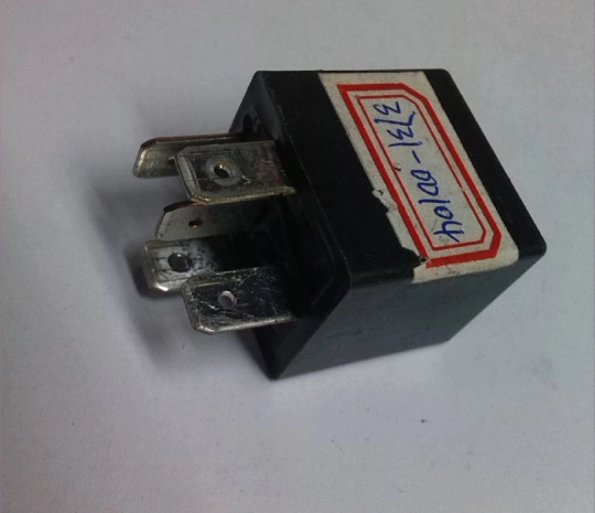 Реле {Bosch 0 332 209 211} 3731-00104 {Yutong ZK6119HA, 6129H}