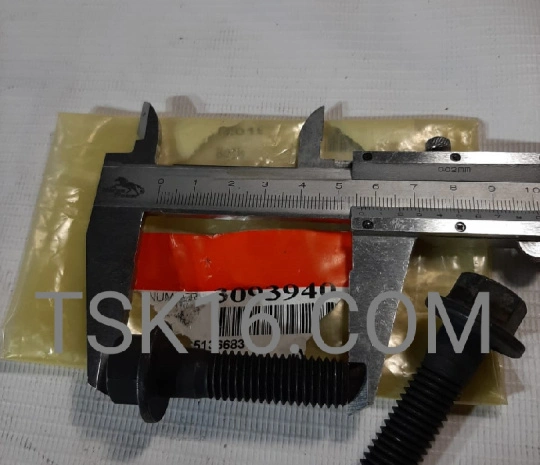 Болт М12*1,75*45 крепления шкива промежуточной шестерни 3093940 - ISFe2,8 (Ориг)